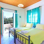 Theophilos Ena Apartament Agios Stefanos Kassiopi